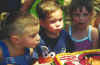 kids.jpg (27418 bytes)